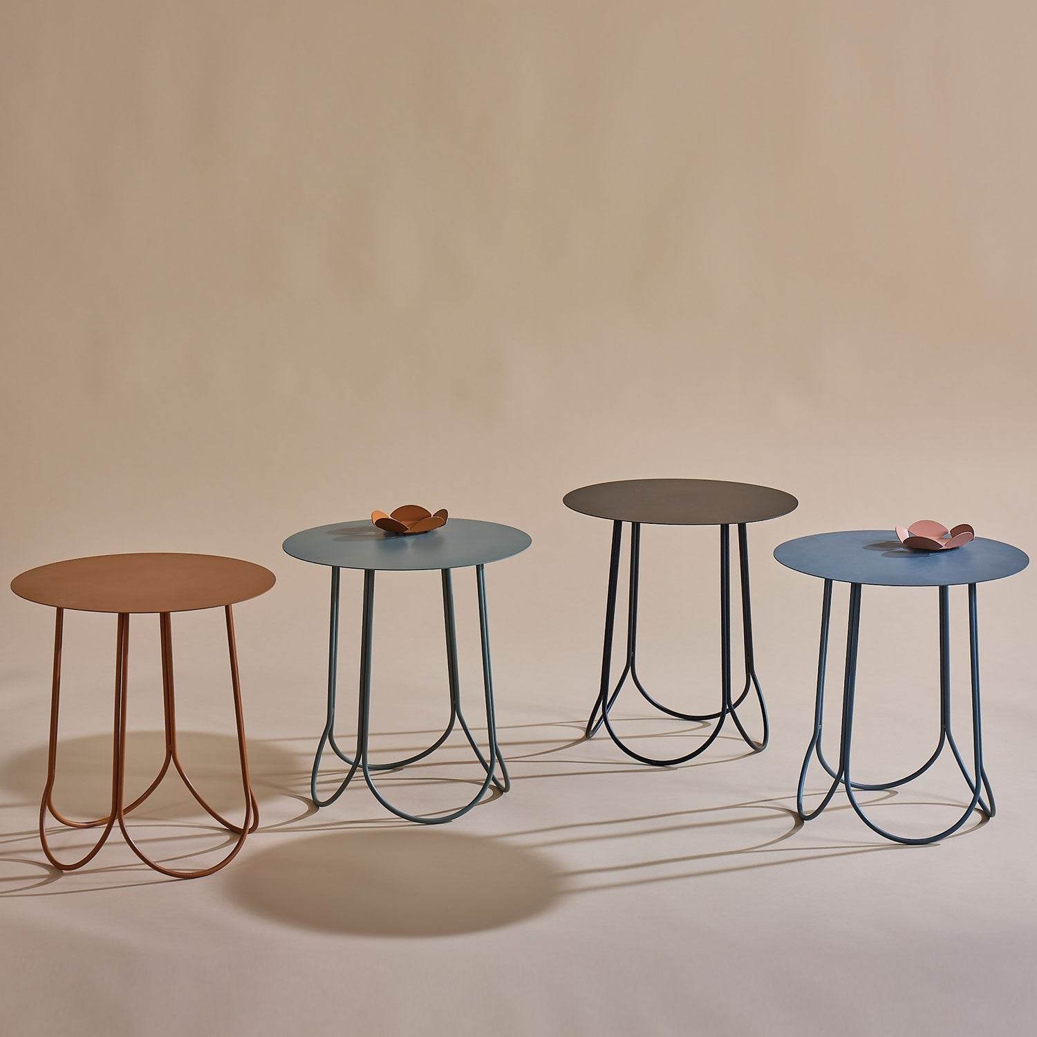 Blum S Yan Sehpa - Oobje Design