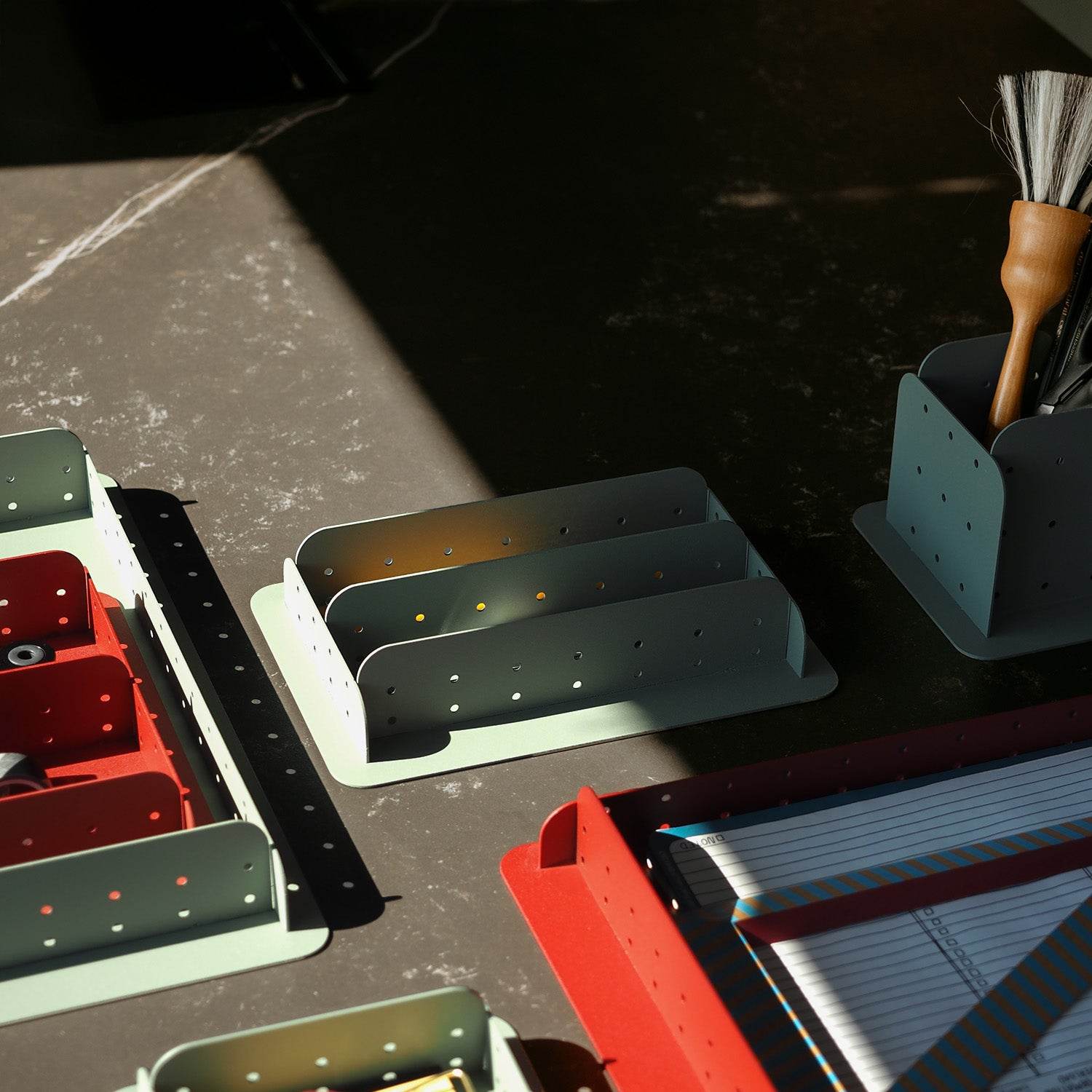 Surface Organizer M - Organizer Modelleri - Oobje Design