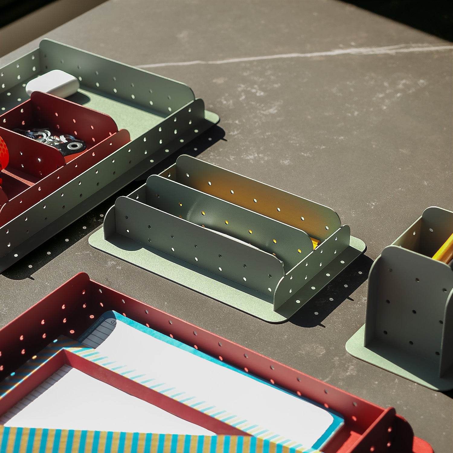 Surface Organizer M - Organizer Modelleri - Oobje Design