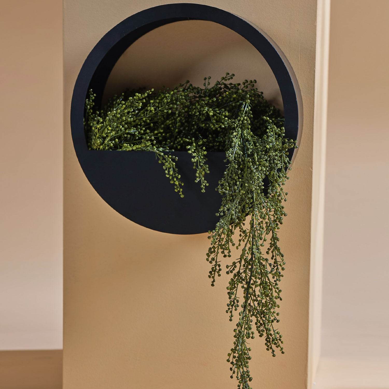 Circle M Duvar Saksı - Oobje Design